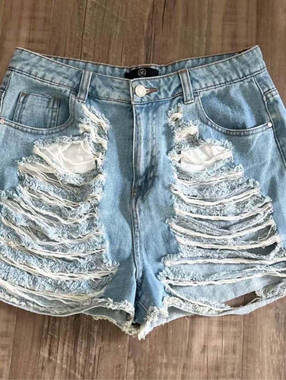 Missguided Distressed Denim Shorts Size 8 US Women’s